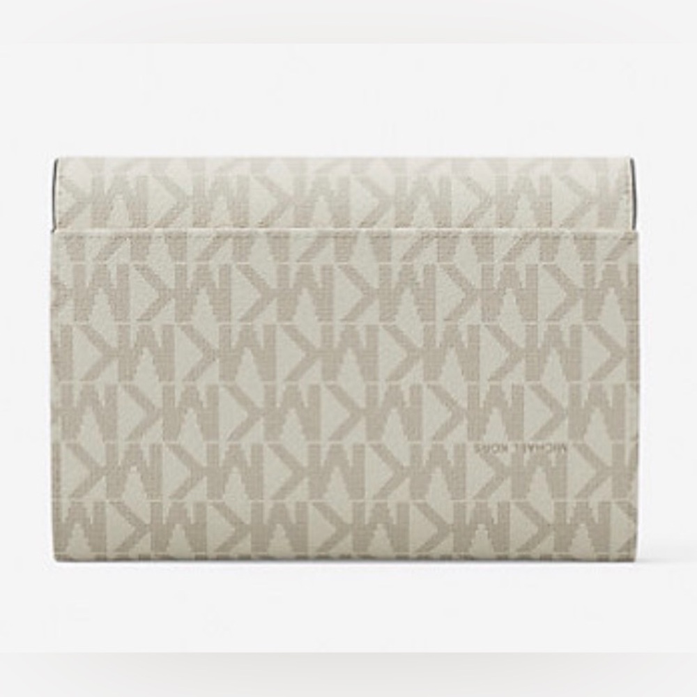 Michael Kors Jet Set Medium Signature Logo 2-in-1 Wallet | Vanilla - Picture 3 of 8